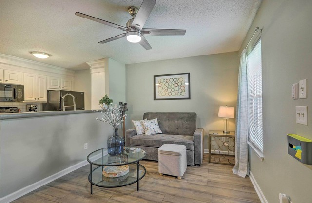 Auburn Condo w/ 2 Pools < 2 Mi to University!