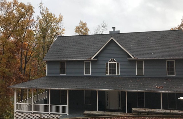 Dates d'été encore disponibles - Amazing Lakefront Home w / Dock