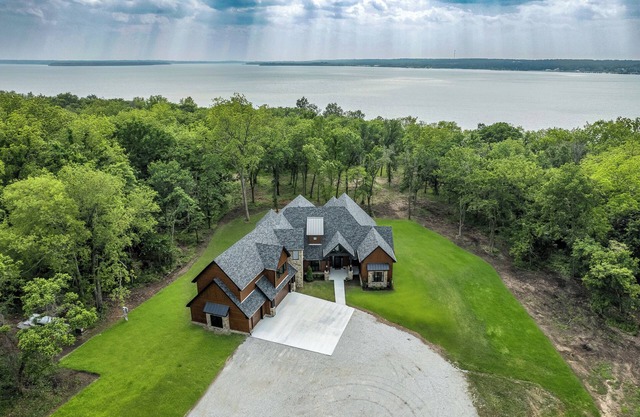 New Monkey Island Modern Lodge Retreat w/Hot Tub!