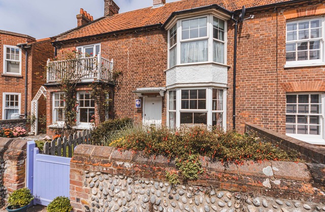 Augusta - cosy cottage near Sheringham town centre