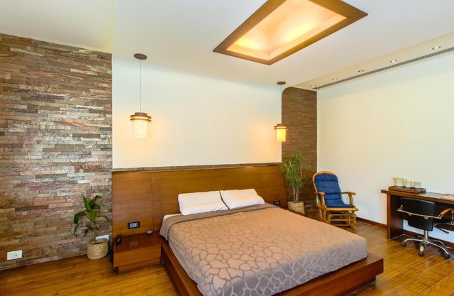 Aura Home Stay