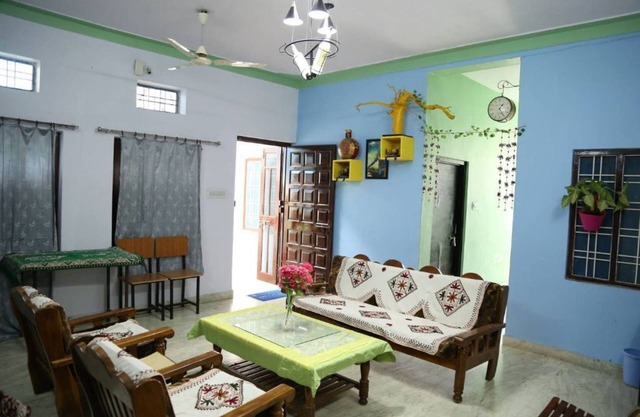 Aura Midtown en Inde