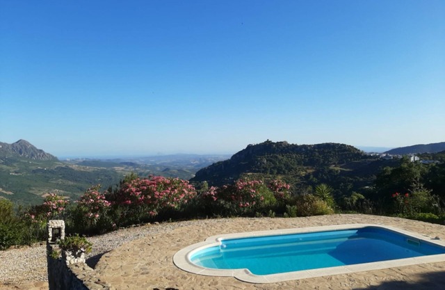 AURORA - Rustic villa with private pool and free wifi