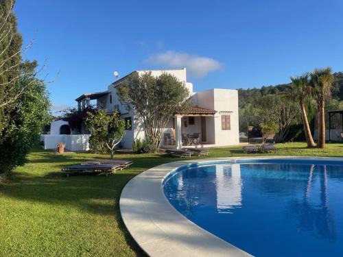 Authentic Villa with amazing pool