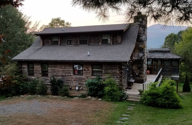 Authentic Log Cabin Awesome View