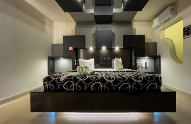 Auto-Hotel Mediterraneo