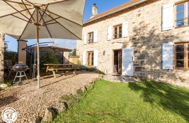 Aux 2 Puys - Gîte "Le Lemptégy"