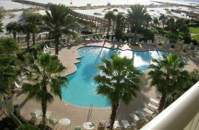 AVALON --2 BR OCEAN FRONT -VUES FANTASTIQUES-NOUVEAU TV 60 "