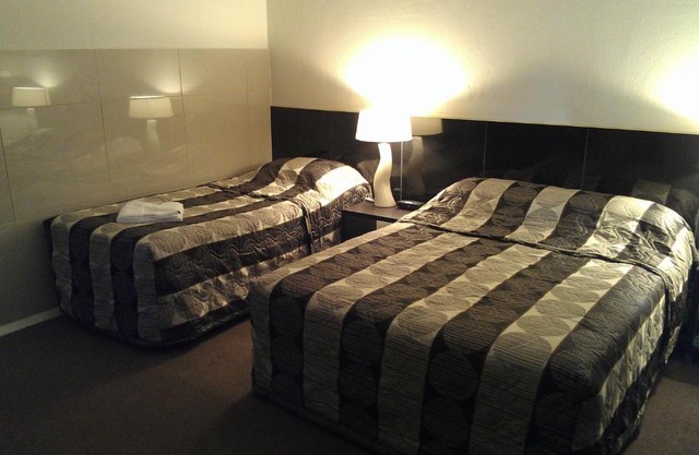 Avalon Motel