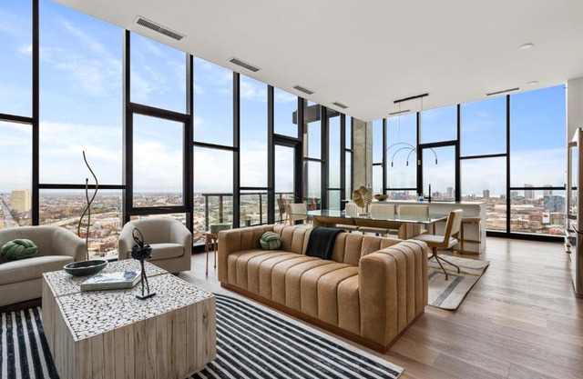 Avenir West Loop Penthouses with Iconic City Views