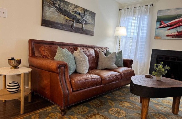 Aviator's Landing / 2 bdrm