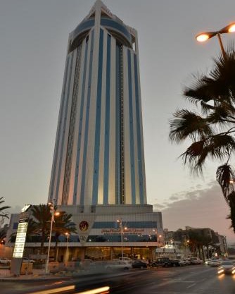 Awaliv Hotel