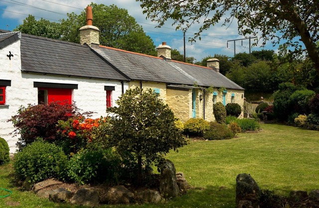 «Award Winning 'Beautiful 170 Year Old Pembrokeshire Pierre Gîte