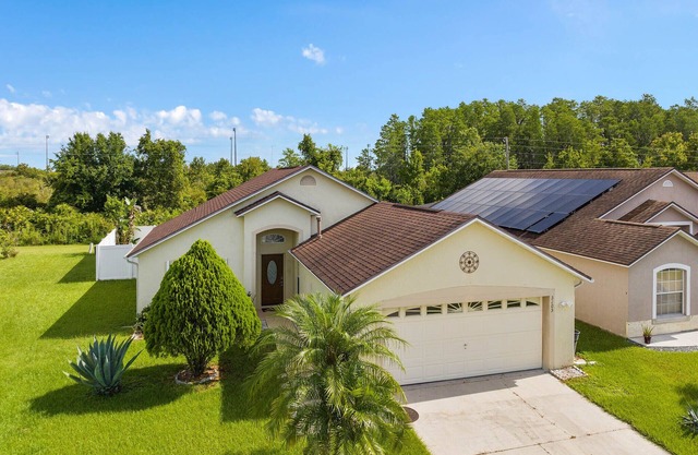 Awesome 3BR/2BA Home, Private Pool (Extra Daily Charge to Heat), Disney Theme!