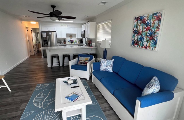 Awesome Beach Getaway! 1 block to the ocean, with a big pool in the back.