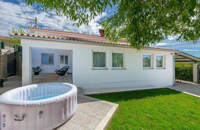 Belle maison à Barban avec Wi-Fi
