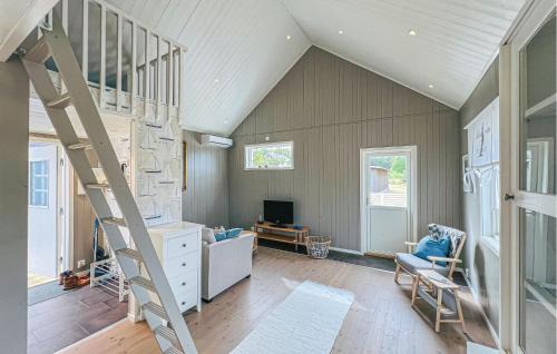 Awesome Home In Mariestad With Wifi