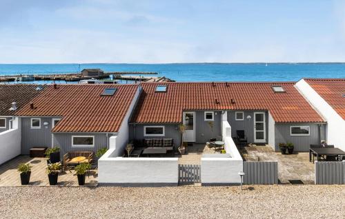 Awesome Home In Tranekær With Wifi