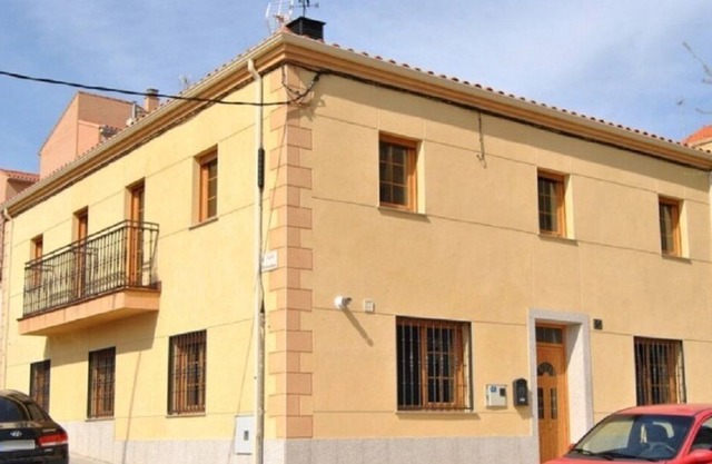 Superbe maison pour de grandes familles ou un groupe d'amis à Salamanque (Vu 37/0000106)