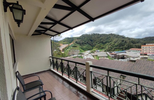 Awesome Homestay Apartment @ Equatorial Hill Resort