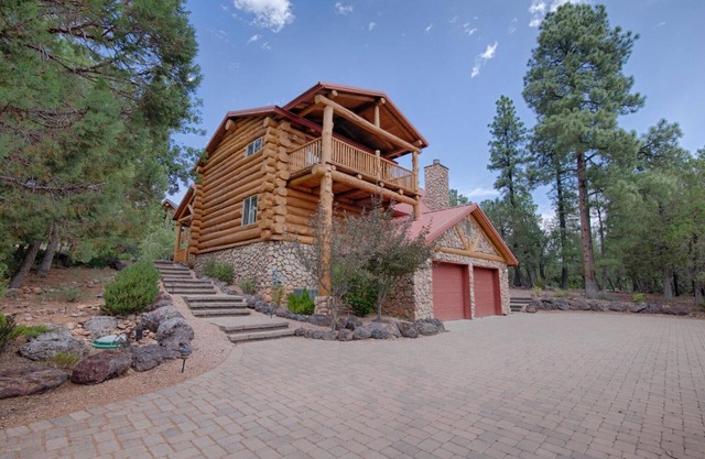 NOUVELLE LOCATION: MAGNIFIQUE CABANE EN BOIS ARTISANALE à Torreon, location 4 saisons