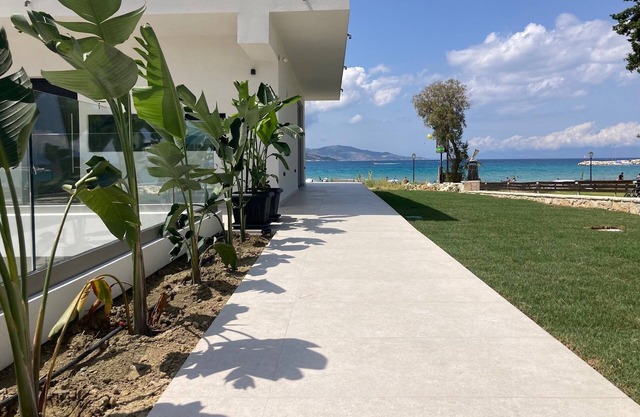 Ayïa suites - Beachfront apartment rentals