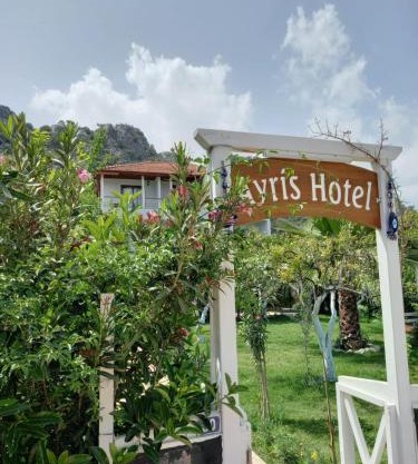 Ayris Hotel Çıralı