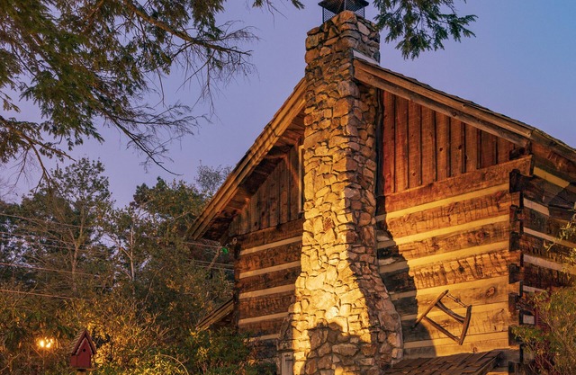 Azalea Cabin on Main St Blowing Rock