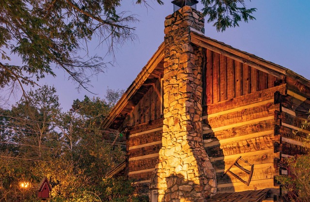 Azalea Garden Inn