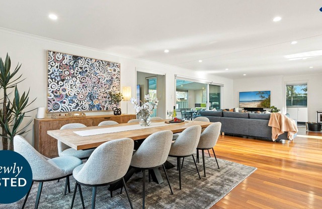 Azure House - freedom beckons just 300m from Callala Beach at Jervis Bay
