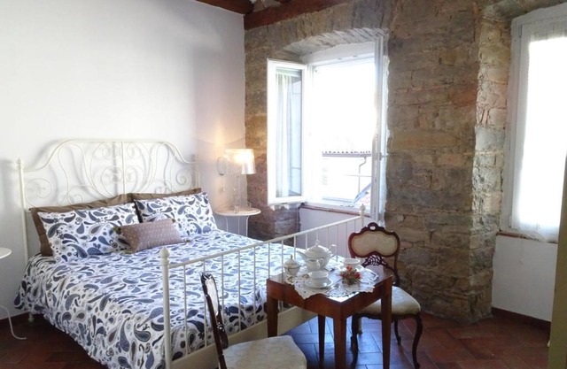 B&B Gens Julia