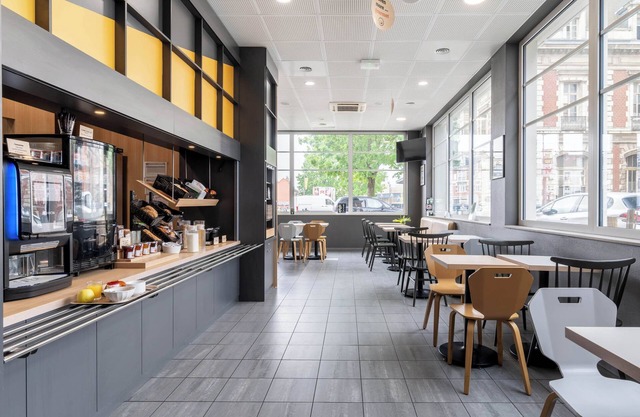 B&B HOTEL Lille Roubaix Campus Gare