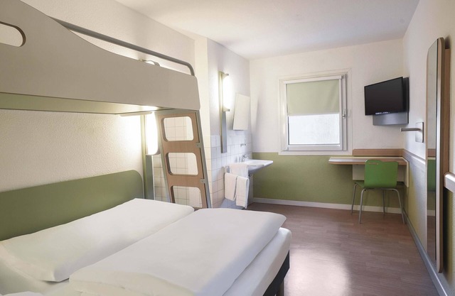 B&B HOTEL Rostock-Broderstorf