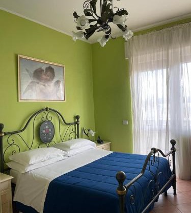 B&B Sarien