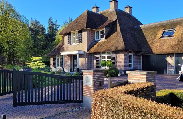 B&B villa in Overloon with infrared sauna