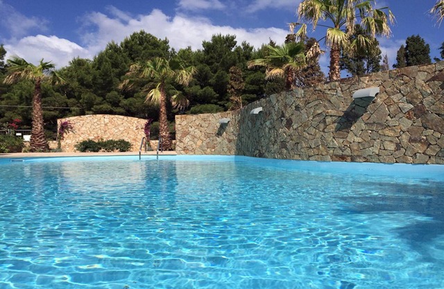 Villa en résidence avec piscine