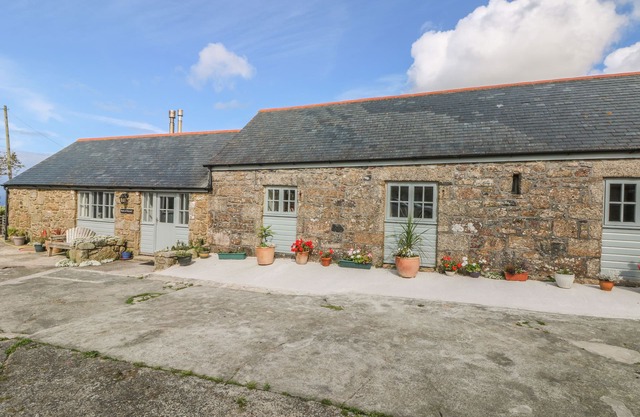 Back Of Beyond, ST IVES