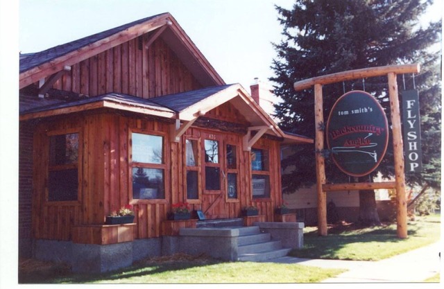 Backcountry Angler Bed & Breakfast est votre porte d'entrée pour la pêche au ruban bleu