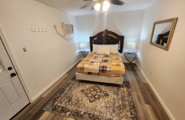 Backyard Spacious Guest house perfect for relaxing
