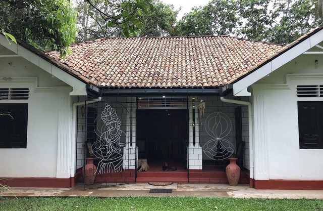 Villa de style colonial de Baddegama près de la plage de Hikkaduwa