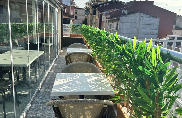 Bade Hotel Kadikoy