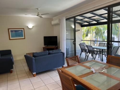 Baden 74 Rainbow Shores