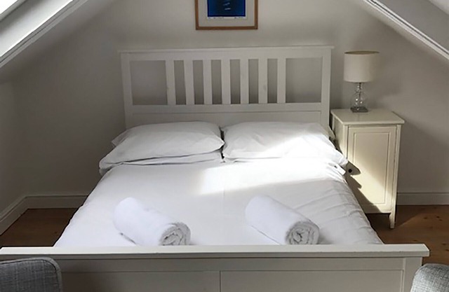 Badgers Loft appartement avec vue imprenable sur la mer et à côté de la plage. 2 personnes