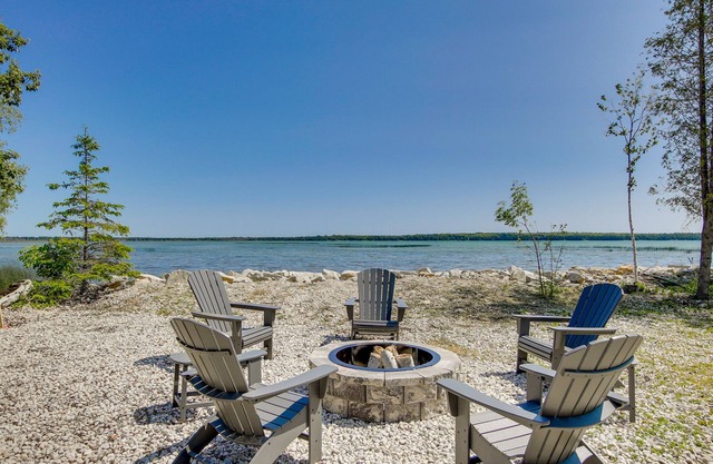Baileys Harbor Waterfront Vacation Rental w/ Grill