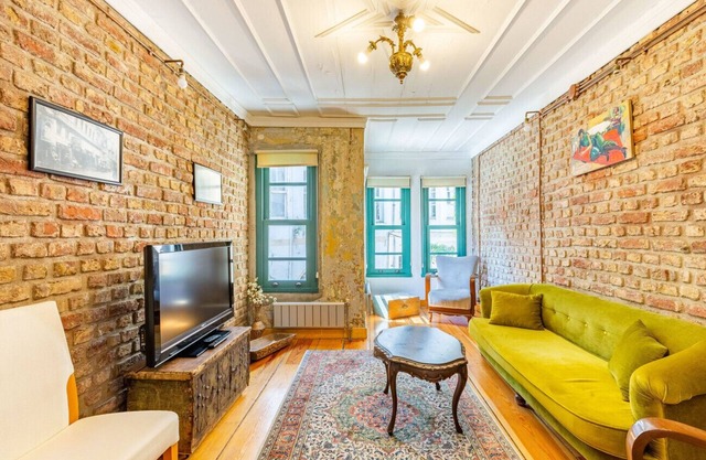Balat Heritage Close to Iconic Spots