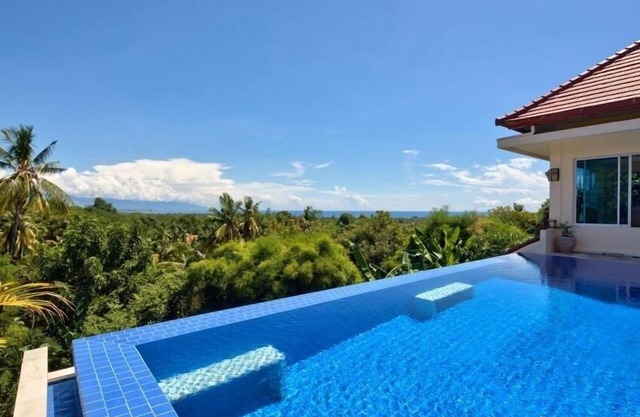 Bali Ocean View Villa à Lovina