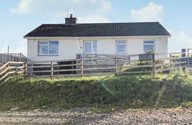 Ballygroggan Bungalow - UK38174