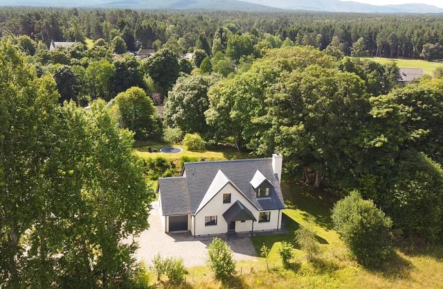 Balnagowan Cottage