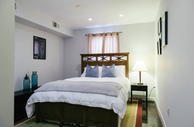 Balt-Amore! Spacieux 4 chambres pouvant accueillir confortablement 10