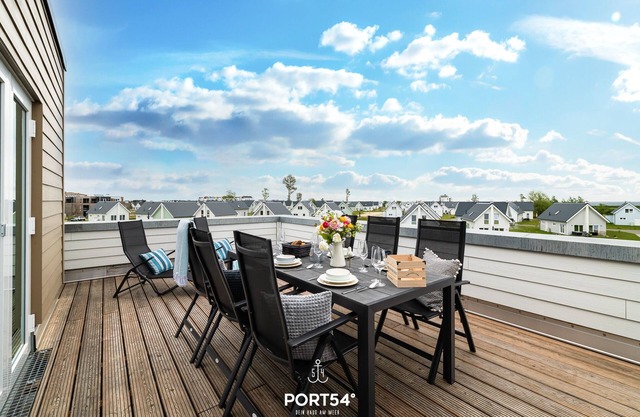 Baltic Sea oasis - infrared sauna, shower, fireplace, roof terrace, barbecue, parking space